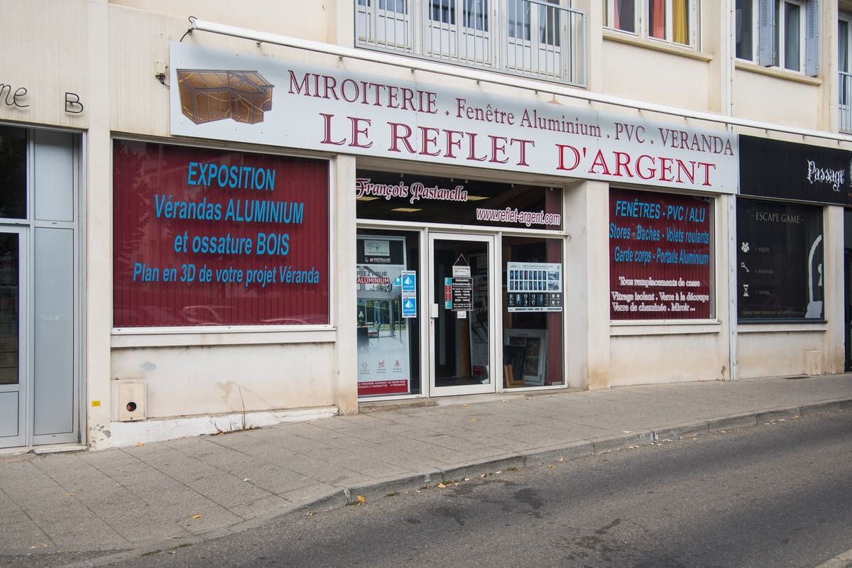 Devanture de magasin Devaux