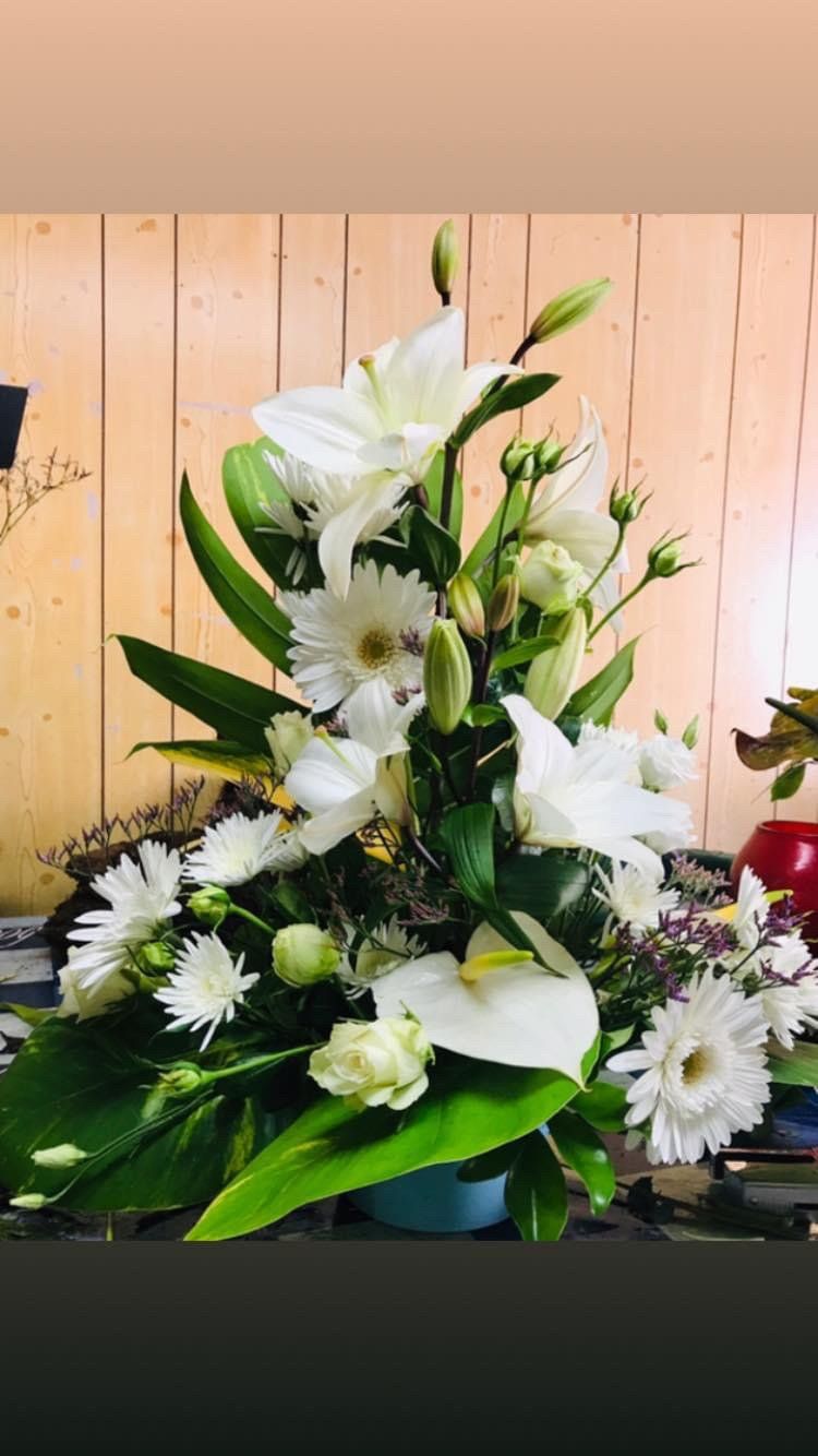 Fleurs montantes pour pierre tombale