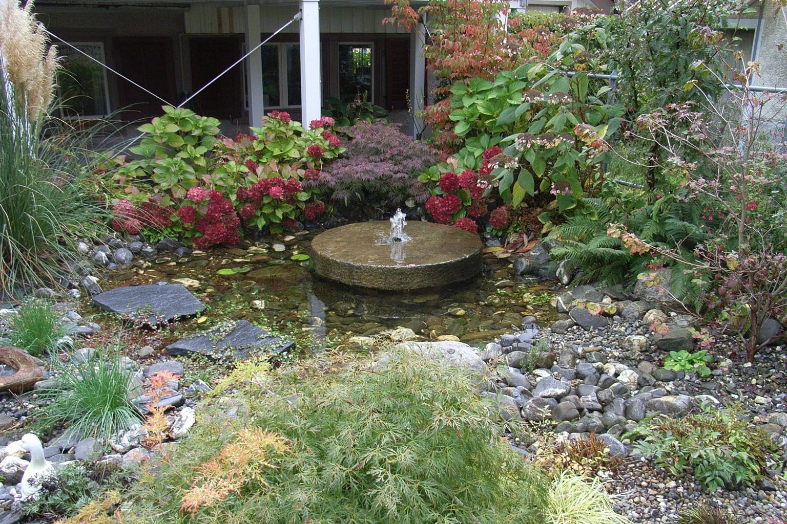 Gartenteich - Gartenbau Hans Zahner GmbH - Niederurnen