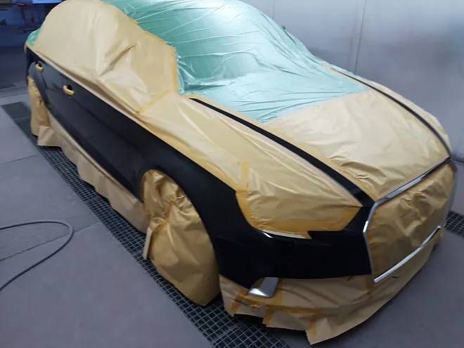 Auto, das von Lackier-Center Holger Poerschke lackiert wurde