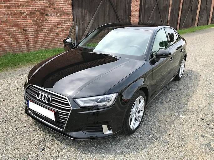 Auto, das von Lackier-Center Holger Poerschke lackiert wurde