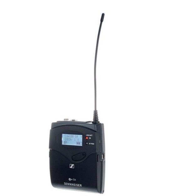 Transmisor inalámbrico Sennheiser G3 negro con antena, pantalla LCD y controles.