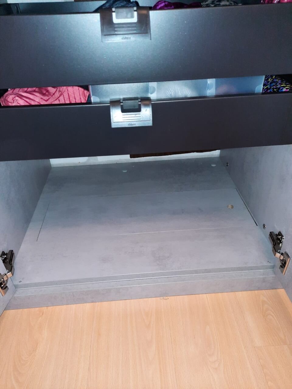 fabrication de placard à tiroirs