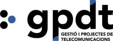 Logo para apdt with black and blue lettering and the text “GESTIÓN Y PROYECTOS DE TELECOMUNICACIONES”