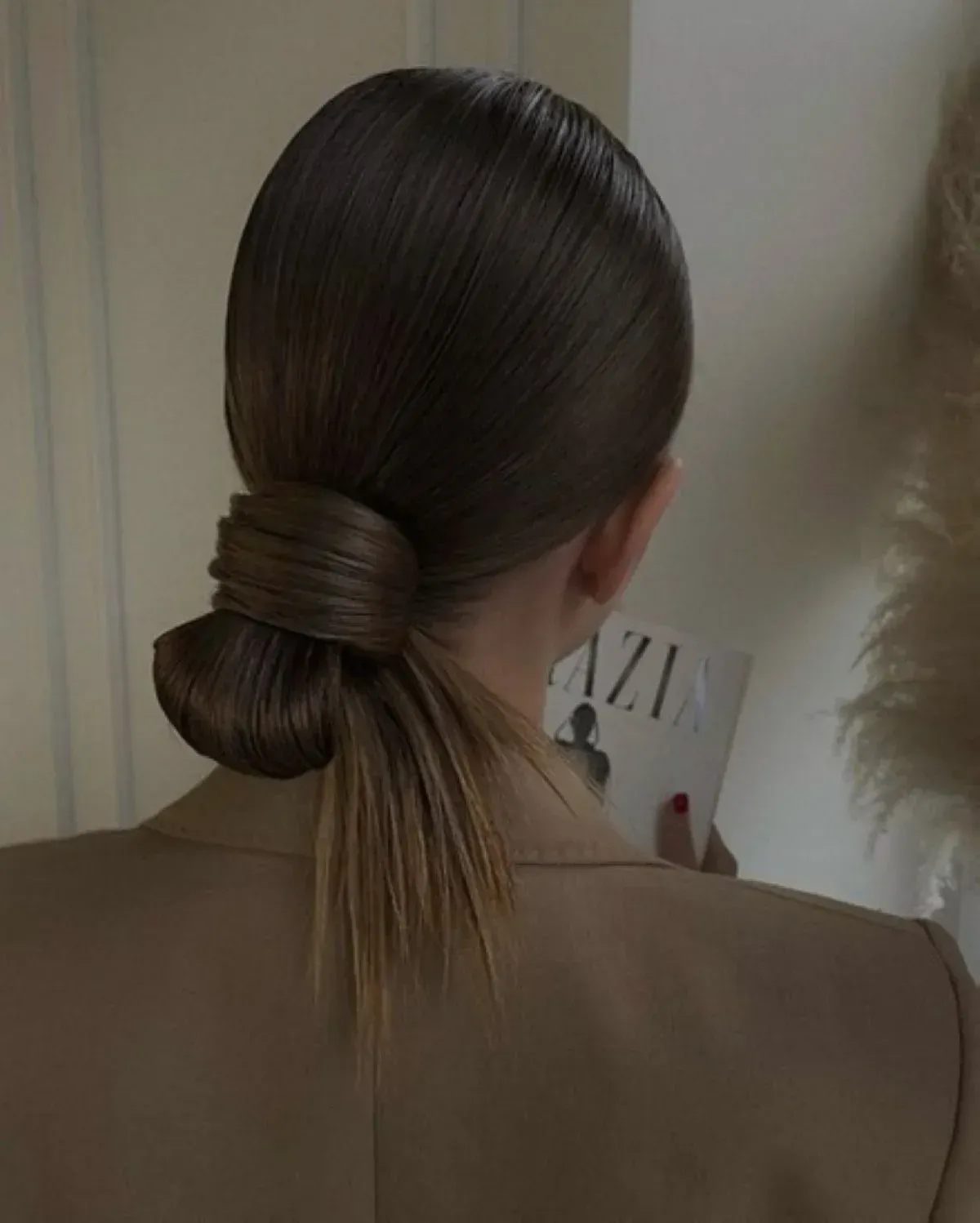 Embracing simplicity: ‘The clean girl aesthetic’ hairstyle guide