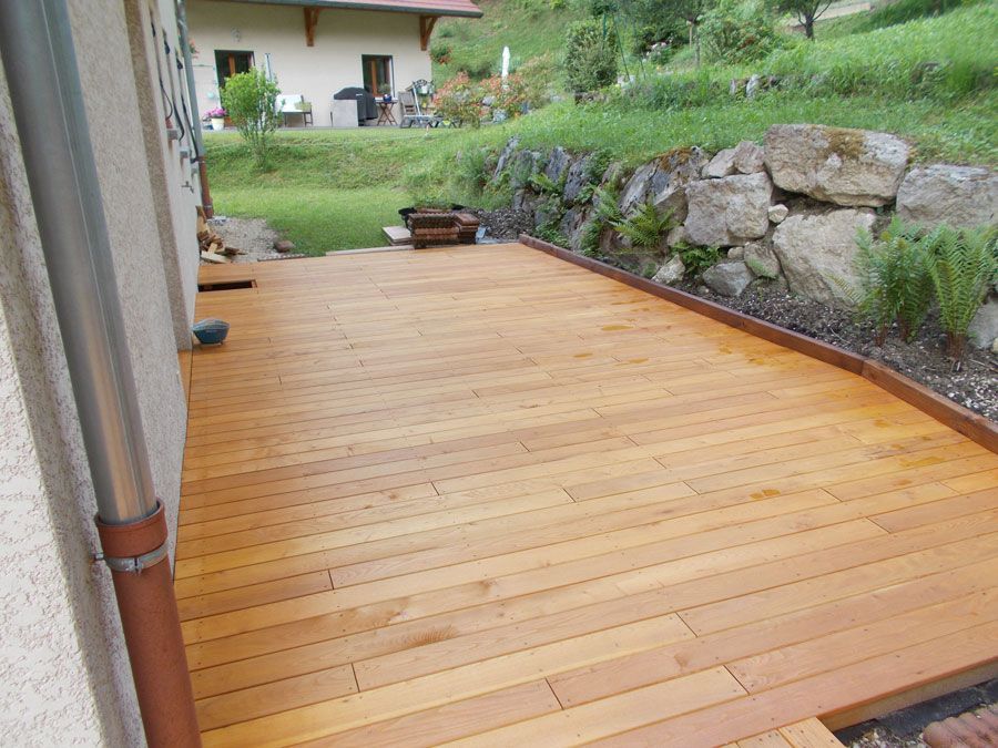 Grande terrasse en bois