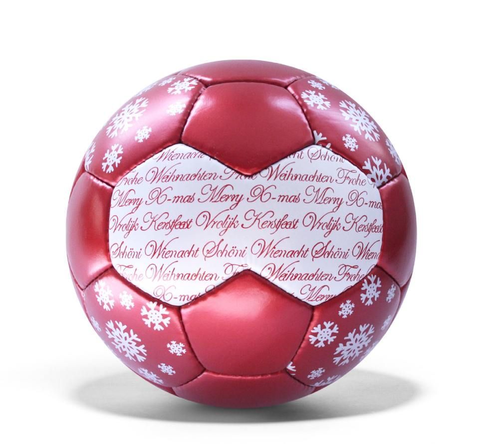 Angebot - Fußbälle bedrucken lassen: Fußball mit Text in violett