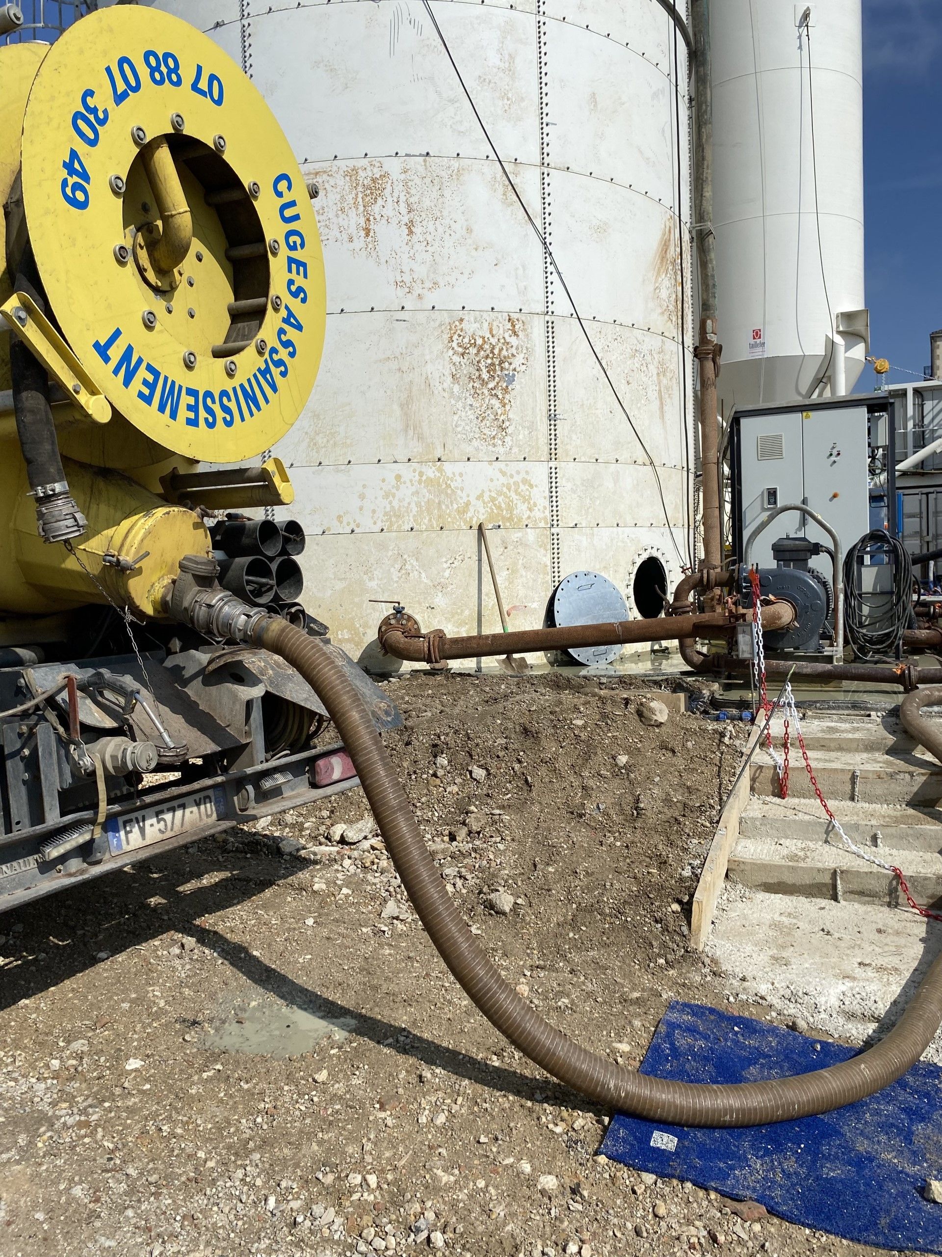 Pompage et nettoyage d'un château d'eau