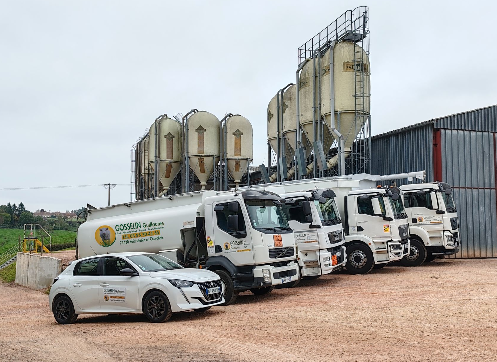 Camion blanc pour le transport de fuel