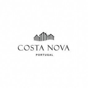 Un logotipo en blanco y negro para Costa Nova Portugal sobre un fondo blanco.