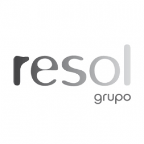 Un logotipo en blanco y negro para resolv grupo