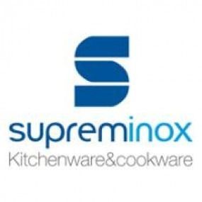 Un logotipo azul y blanco para los utensilios de cocina y utensilios de cocina Supreminox.
