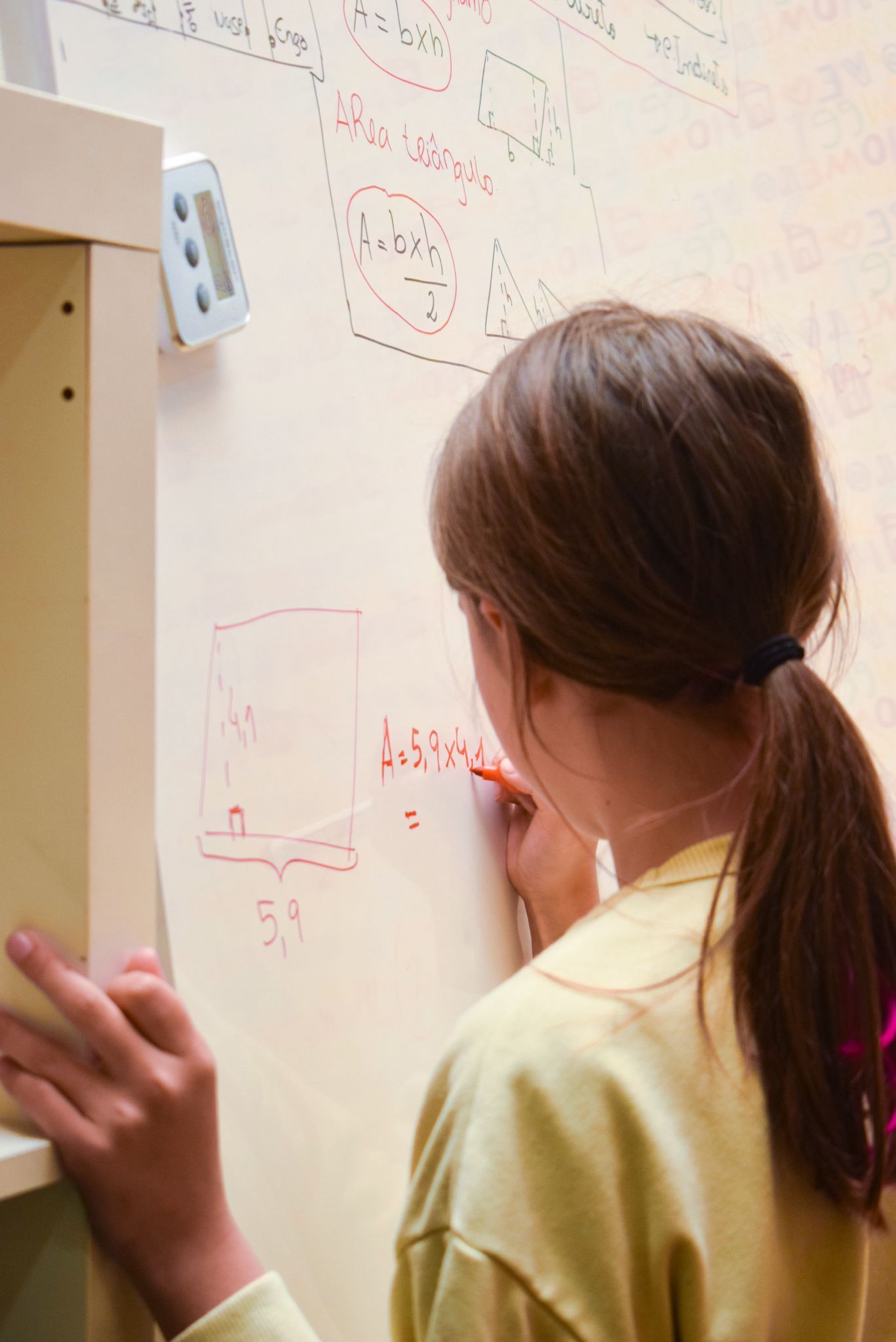 Mentes Criativas - espaço de estudo e explicações