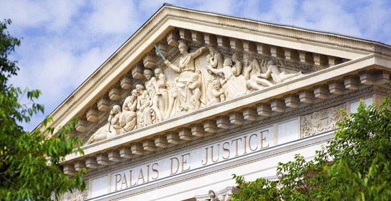 Mme Marchal Anne Marie. Maillet sur code civil.