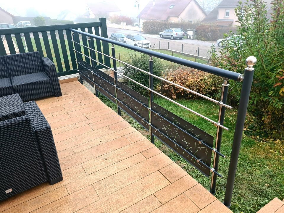 Un garde-corps en aluminium de la gamme ronde