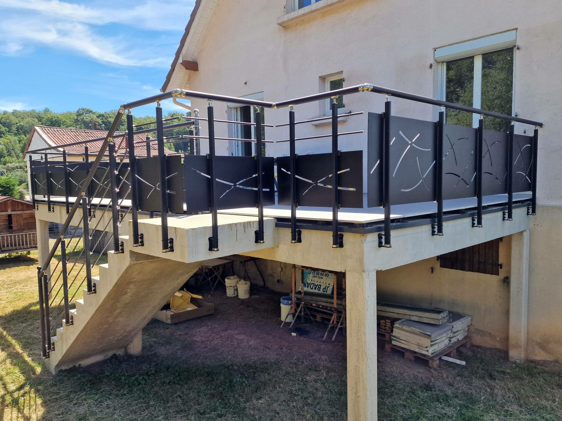 Balustrades modernes avec remplissage décoratif