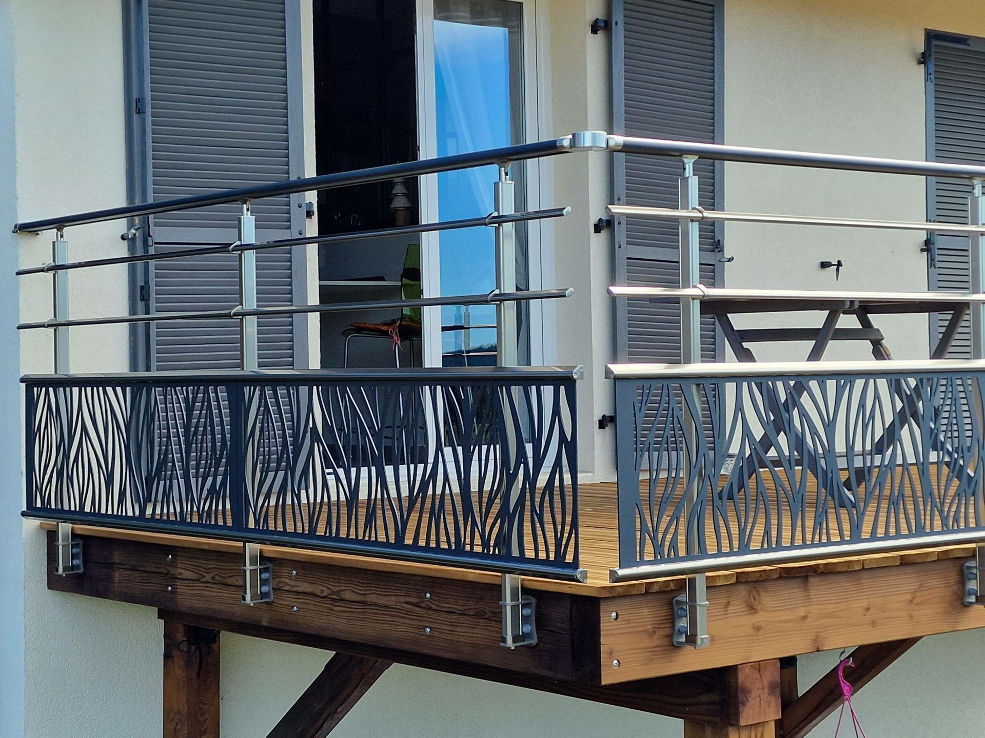 Balustrade de la gamme ovale sur une terrasse