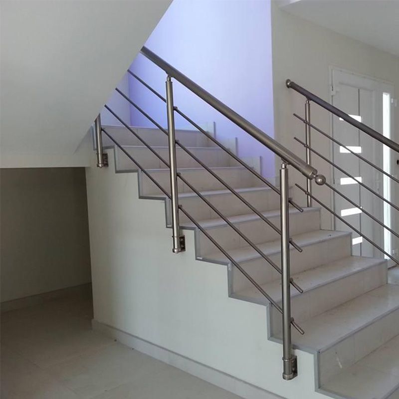 Balustrade rampante