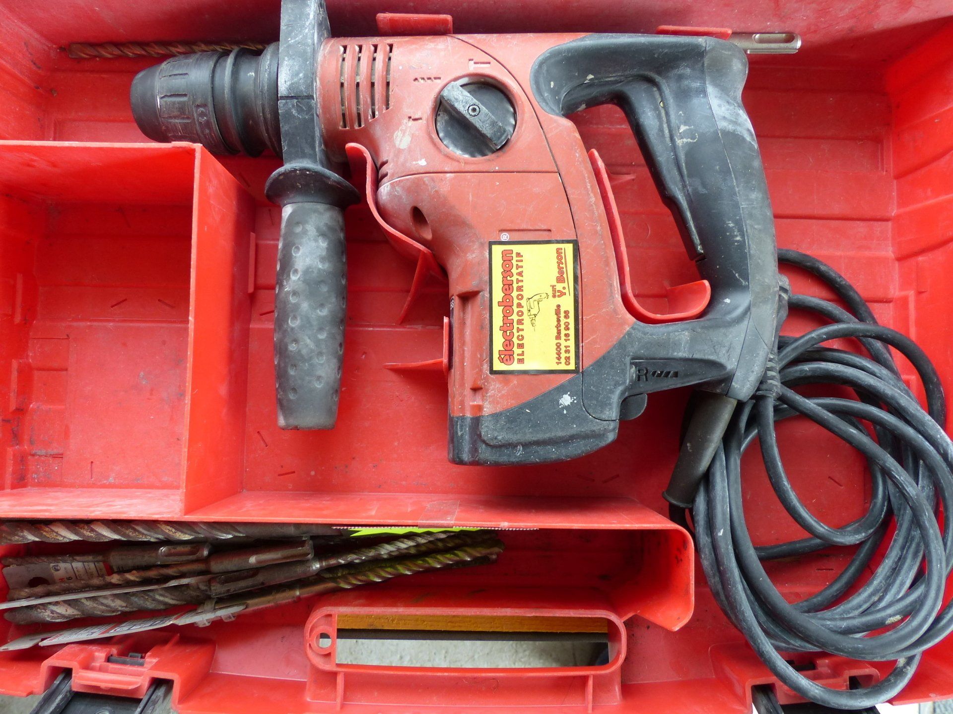 Outillage en réparation