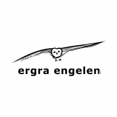 Logo en noir et blanc représentant une chouette en forme de cœur en plein vol, au-dessus du texte « erga engelen »
