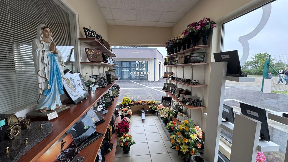 Grand choix d'articles funéraires