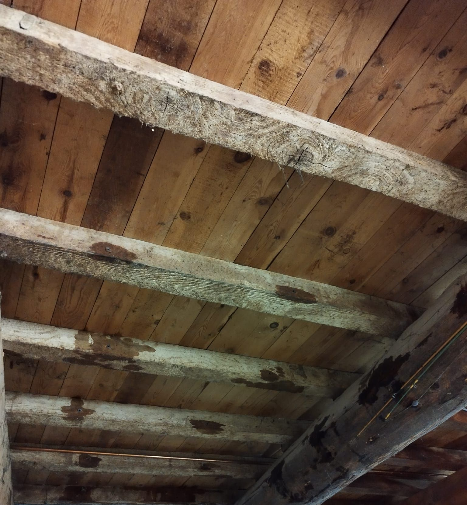 Une vieille charpente.