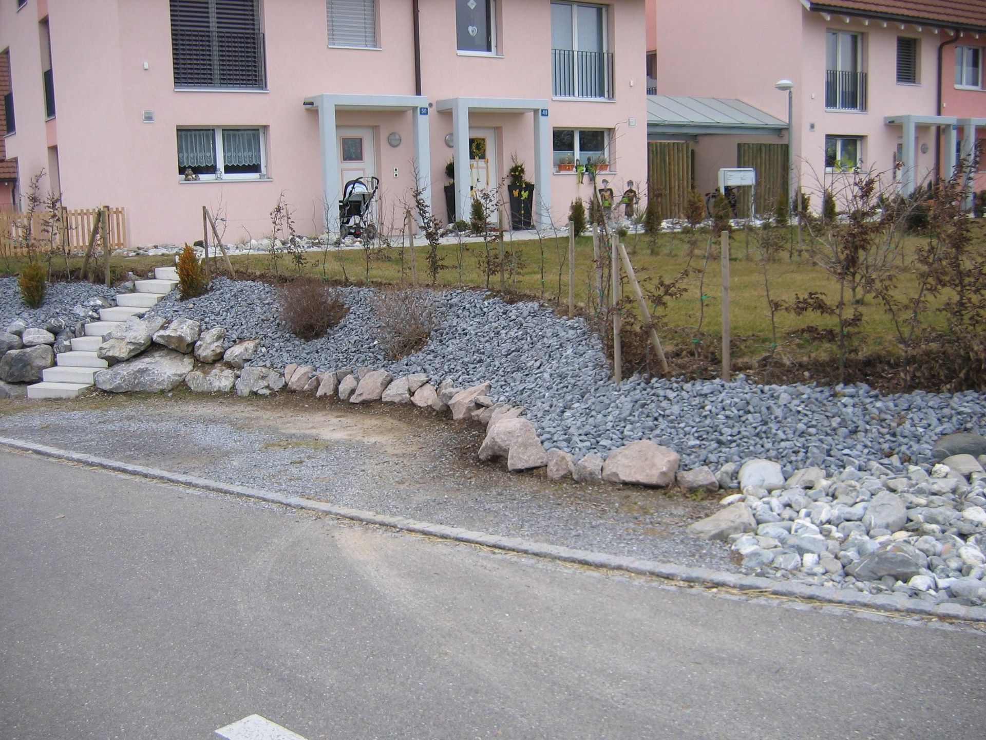 Mitarbeiter der Oettli's Allroundservice GmbH renoviert Wohnung