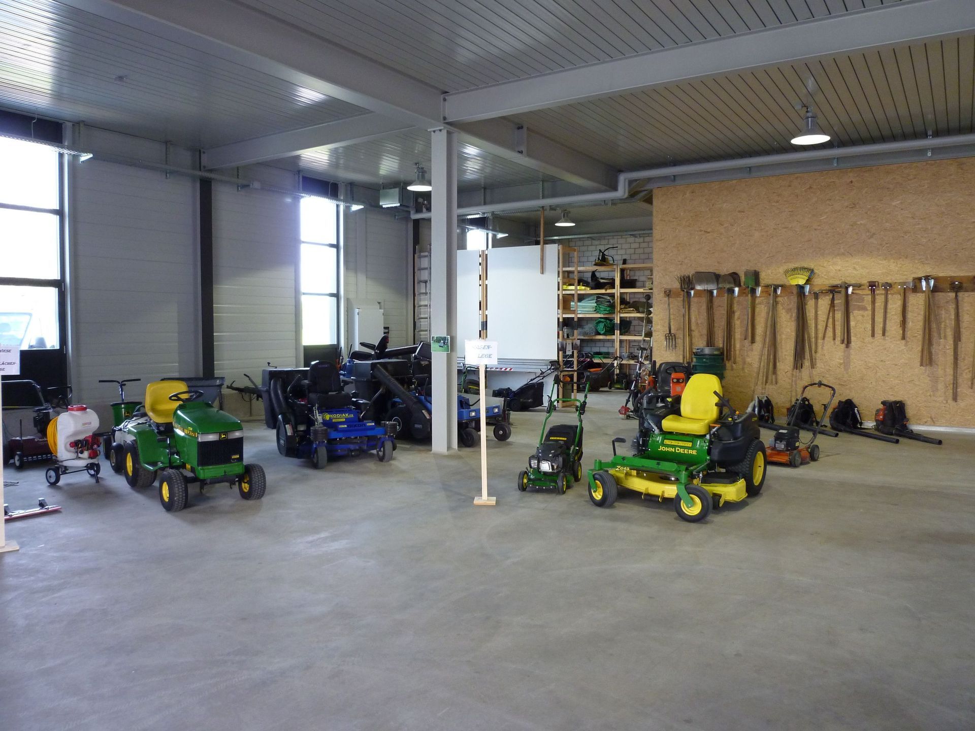 Mitarbeiter der Oettli's Allroundservice GmbH