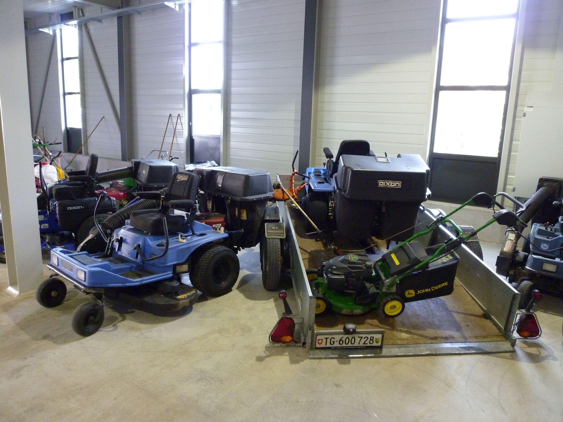 Mitarbeiter der Oettli's Allroundservice GmbH