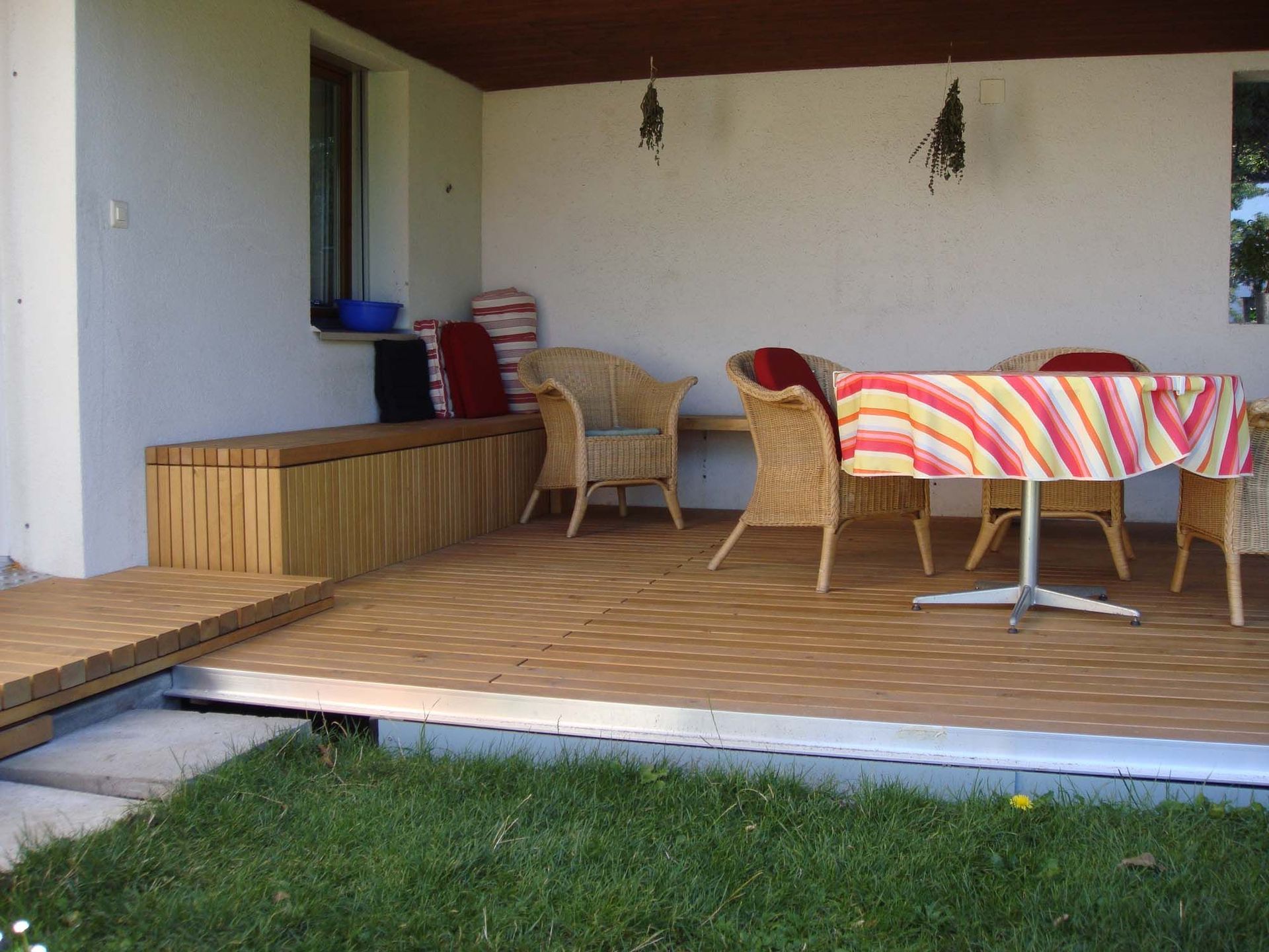 Schreinerei - Lustenberger Holzbau GmbH in Malix