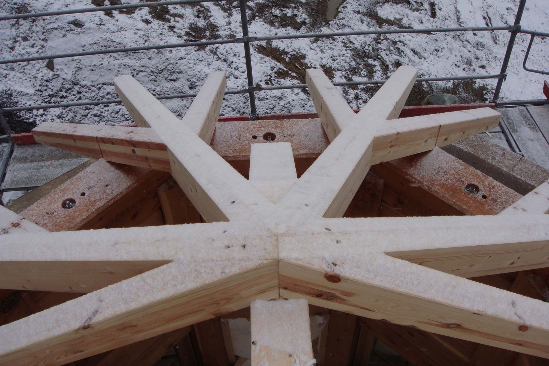 Zimmerei - Lustenberger Holzbau GmbH in Malix