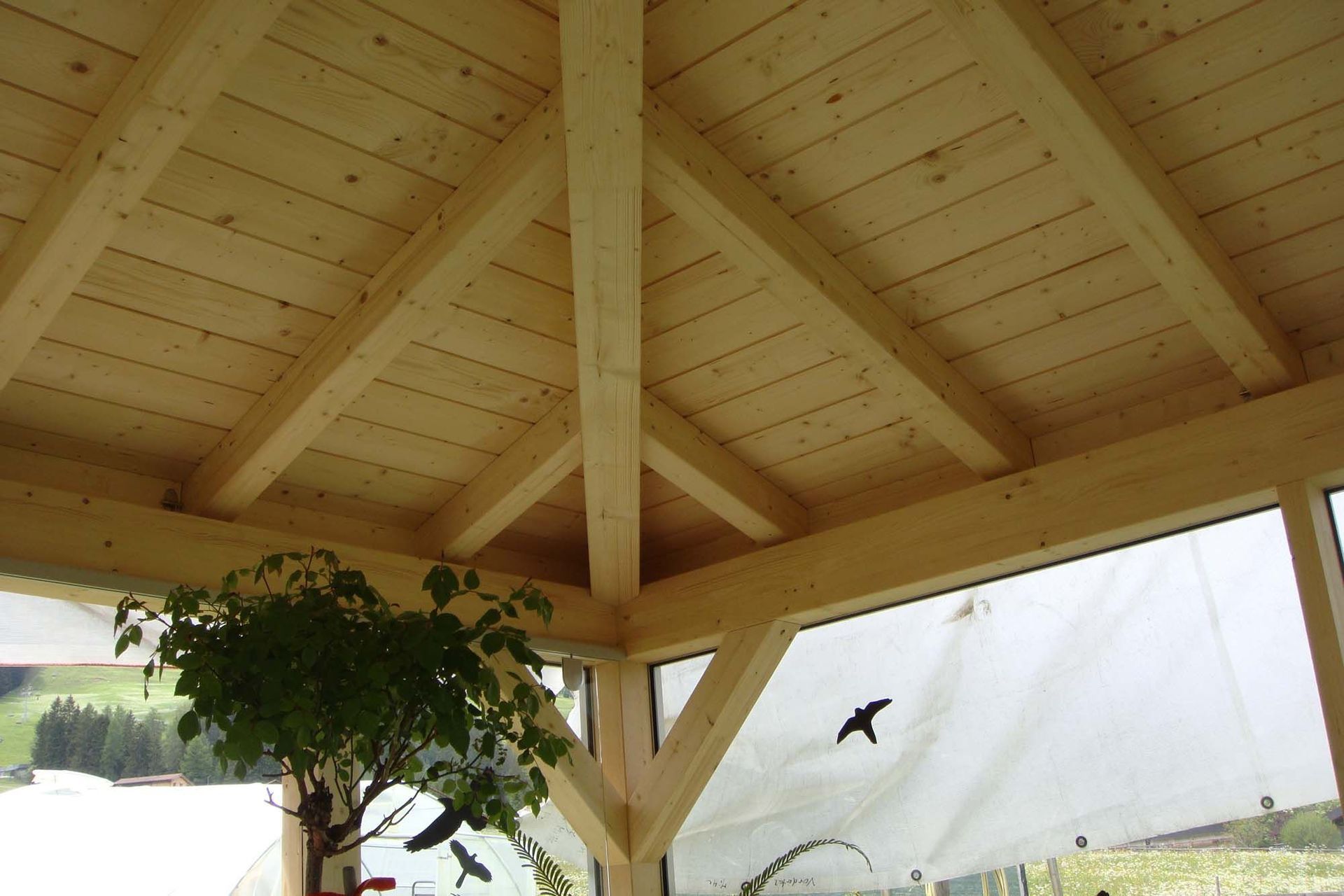 Zimmerei - Lustenberger Holzbau GmbH in Malix