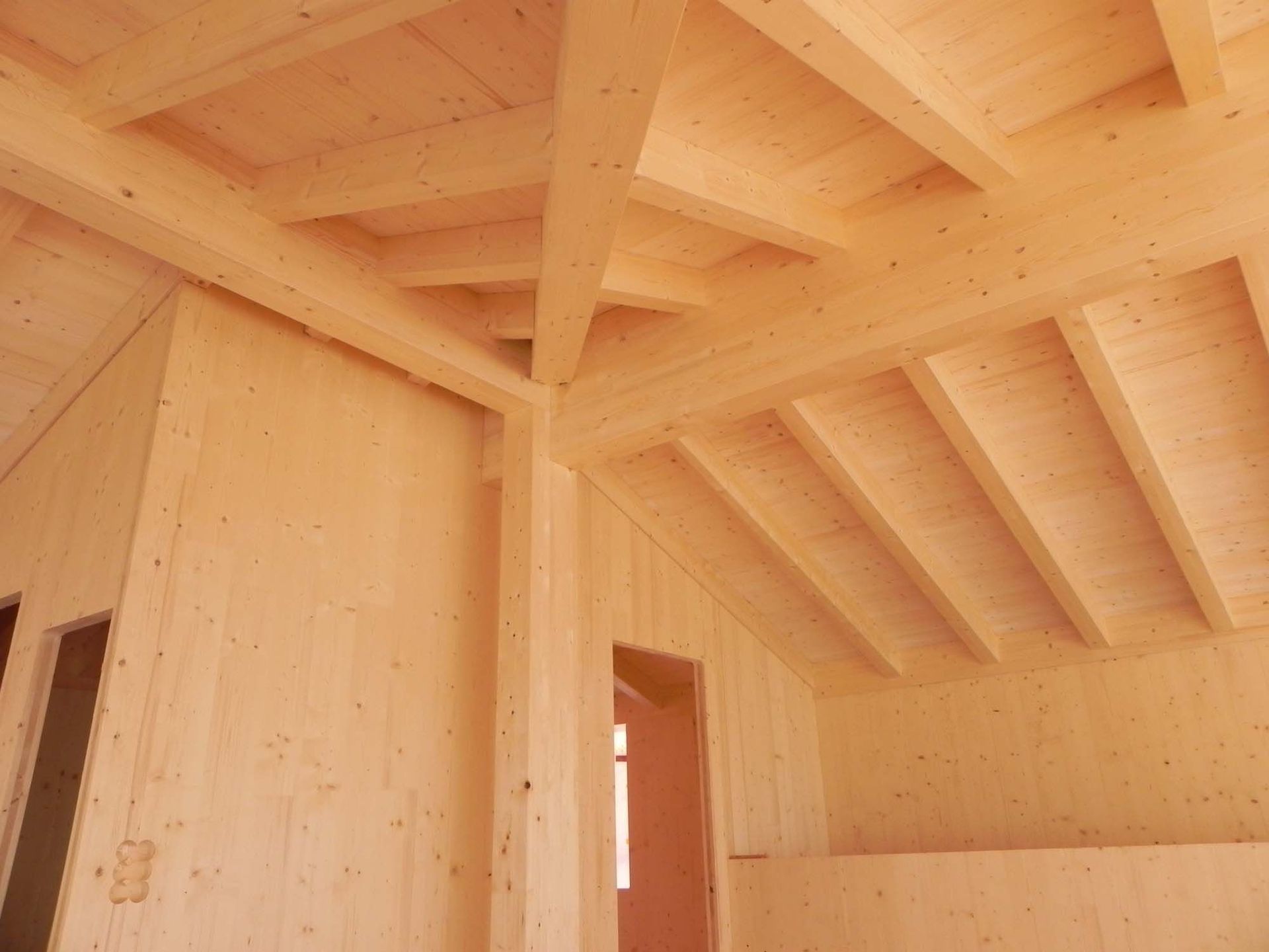 Zimmerei - Lustenberger Holzbau GmbH in Malix