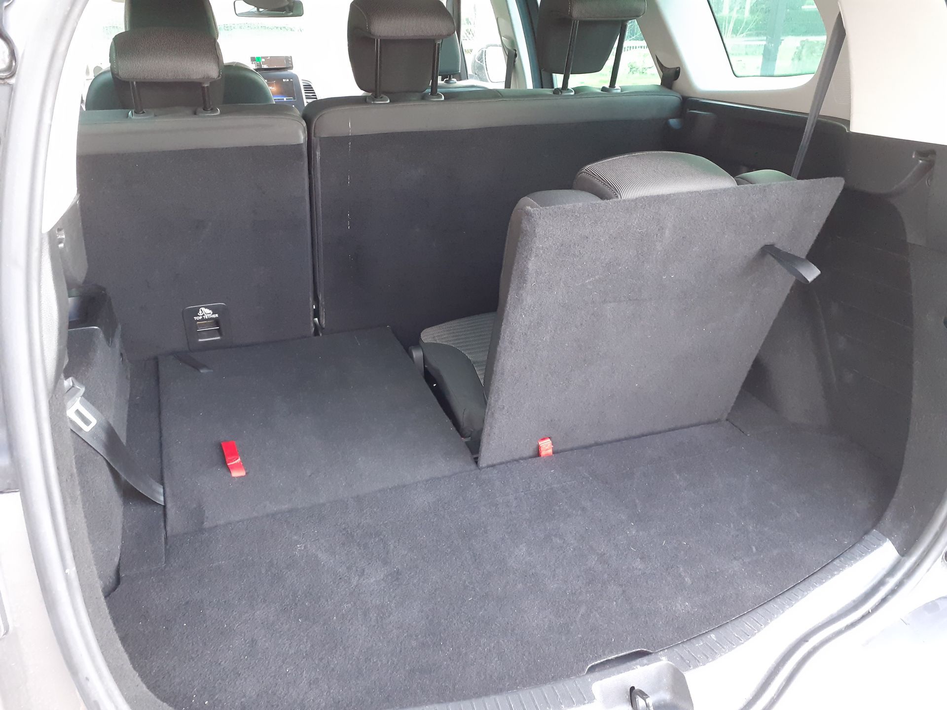 Banquette arrière pour 5 et 6ème place