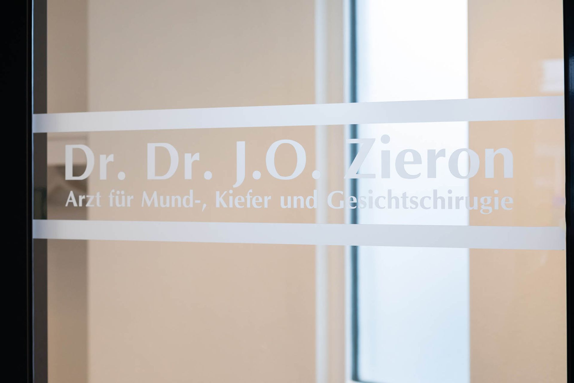 MKG-Chirurgie | Dr. Jörg Zieron Hamburg Bergedorf
