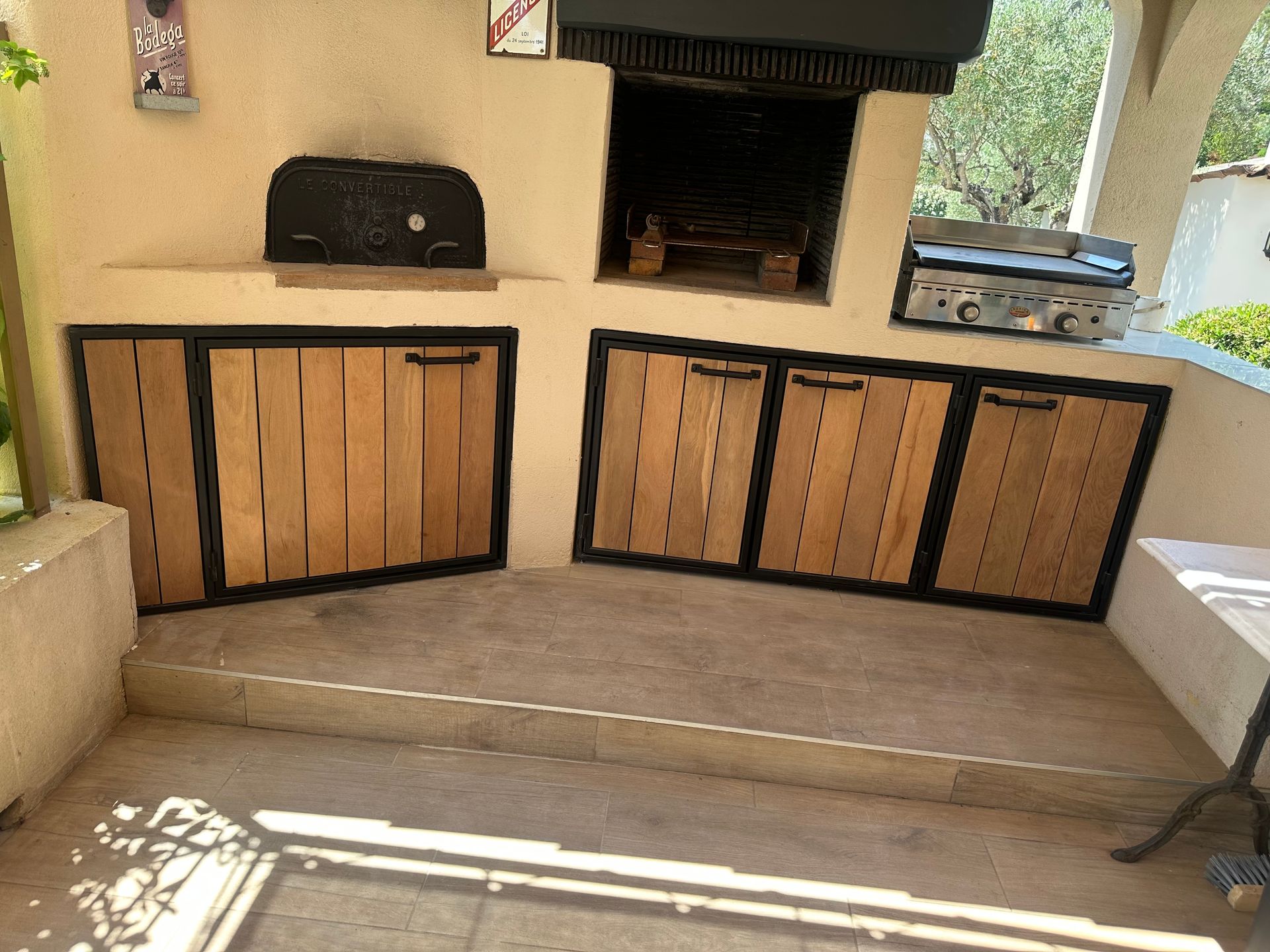 Meuble cuisine extérieure fermés