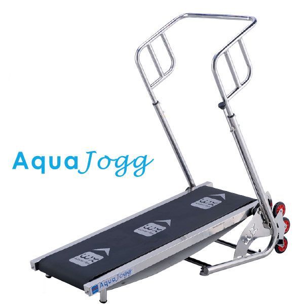 Un tapis roulant con la scritta aquajogg