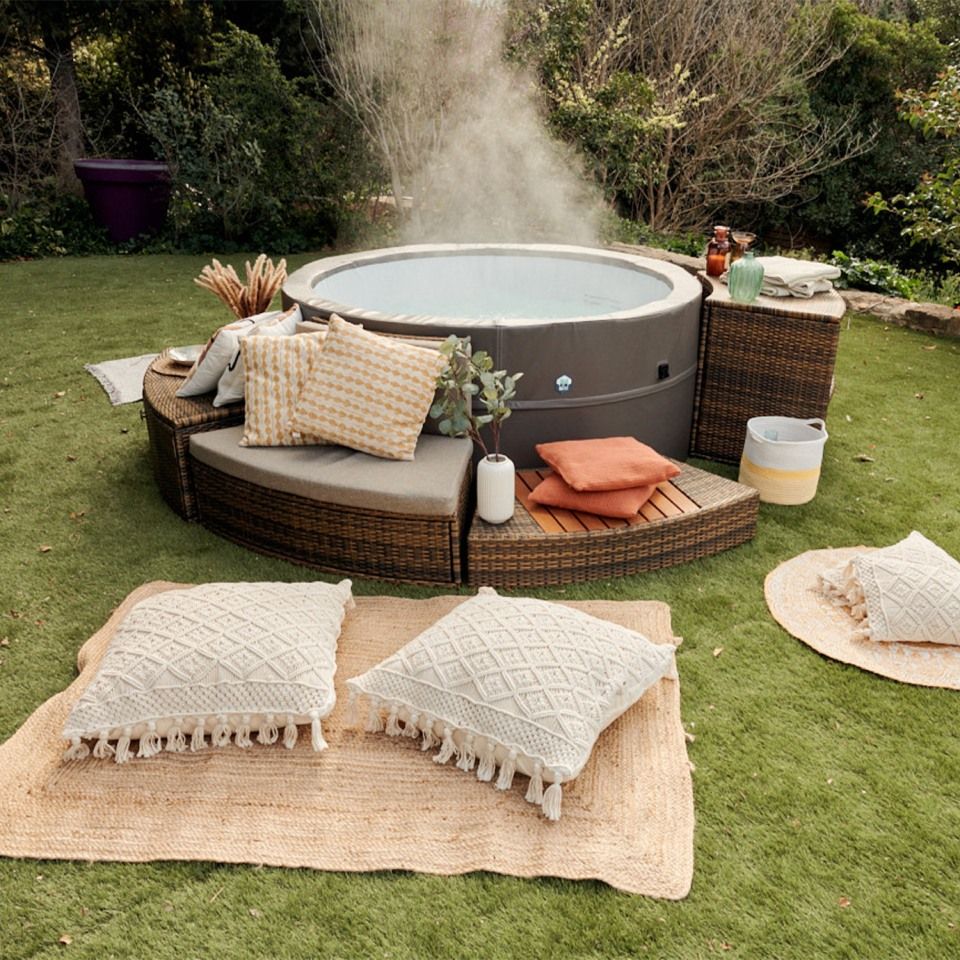 Spa classica in un giardino-Tecnicpool