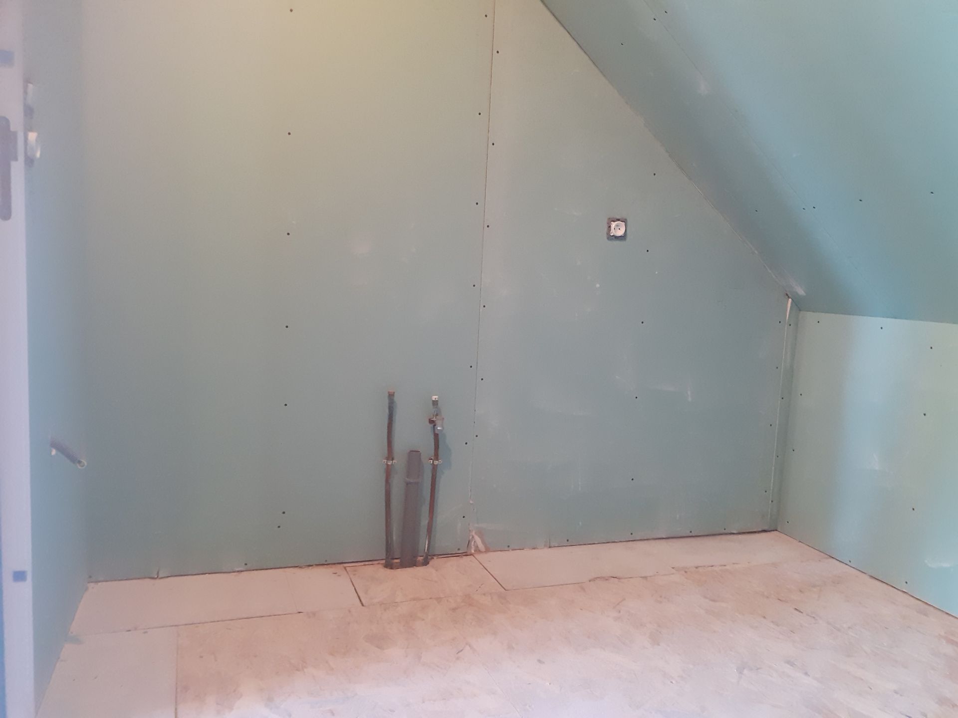 Finitions de murs avec plaques de plâtre posées