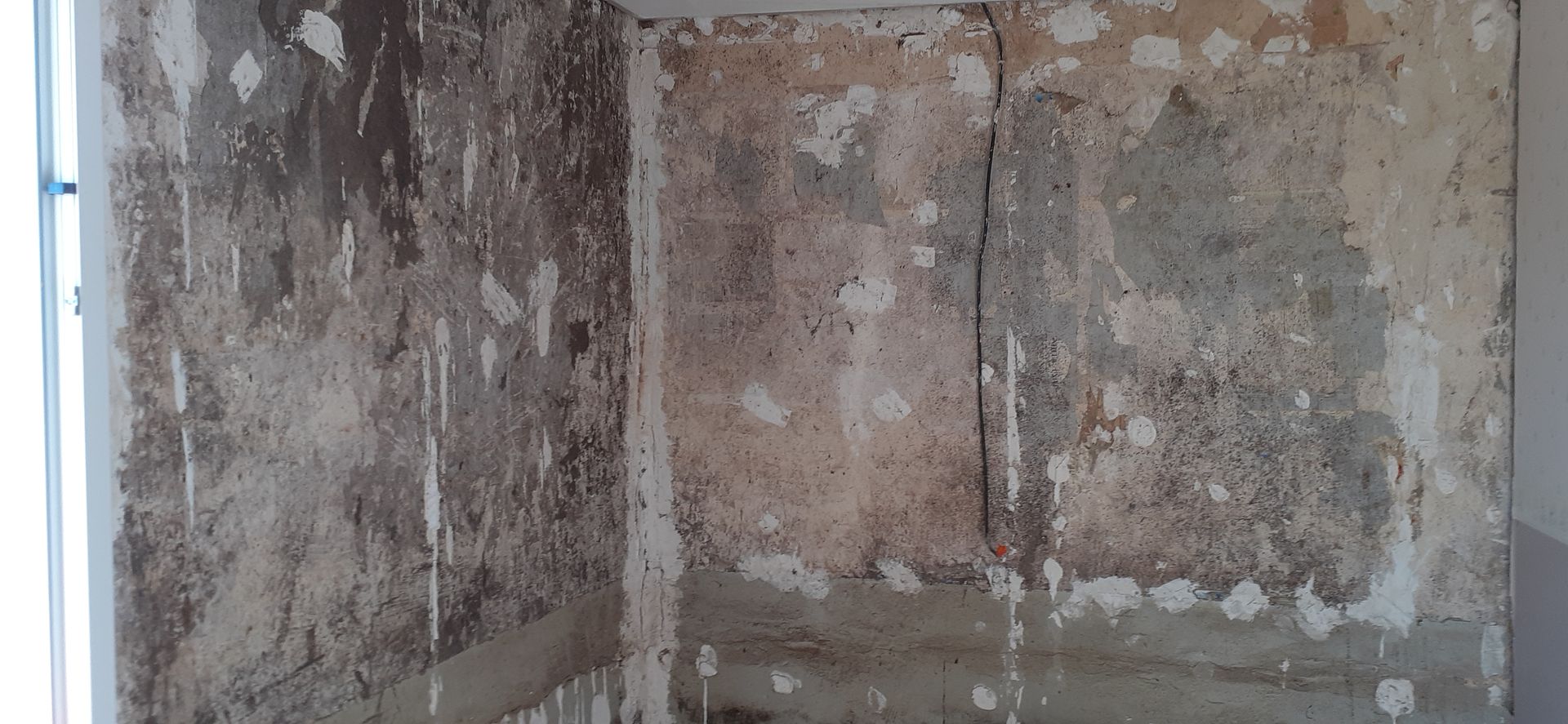 Murs bruts avant travaux d'isolation 4