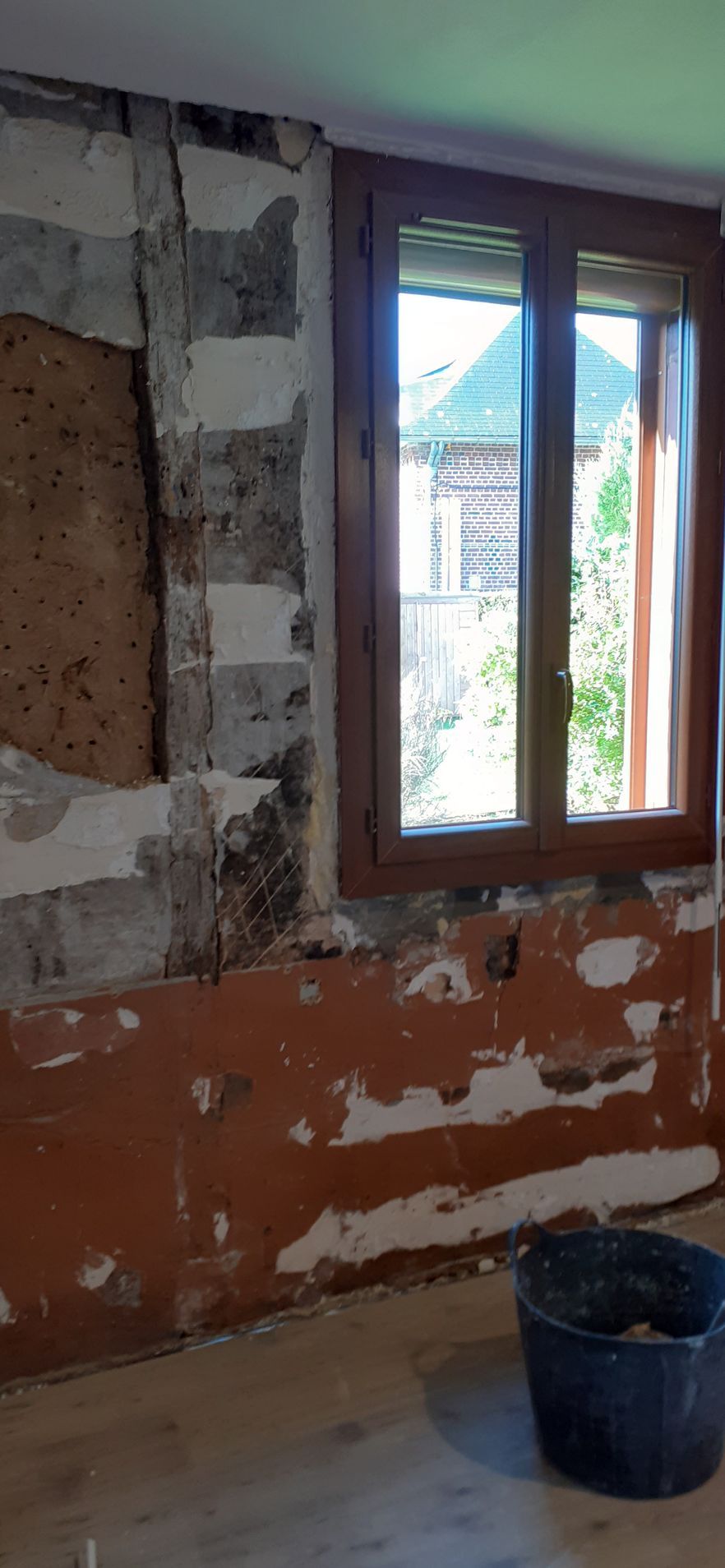 Murs bruts avant travaux d'isolation 2