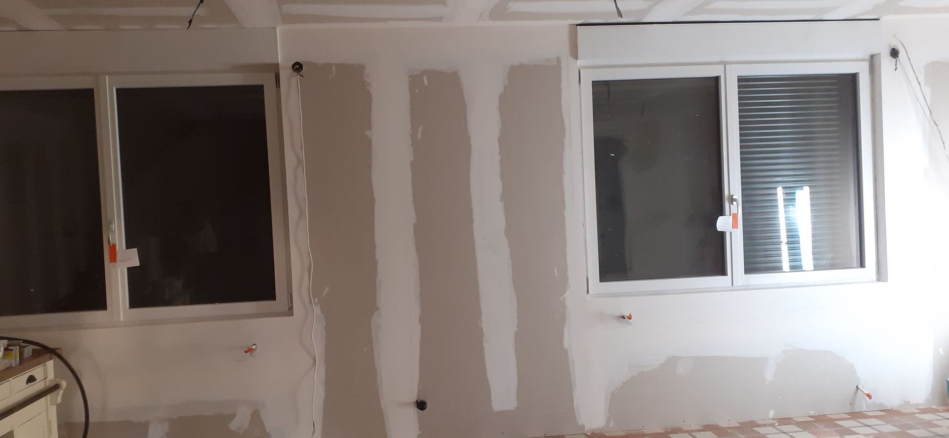 Isolation des murs avec pose de plaques de plâtre 11