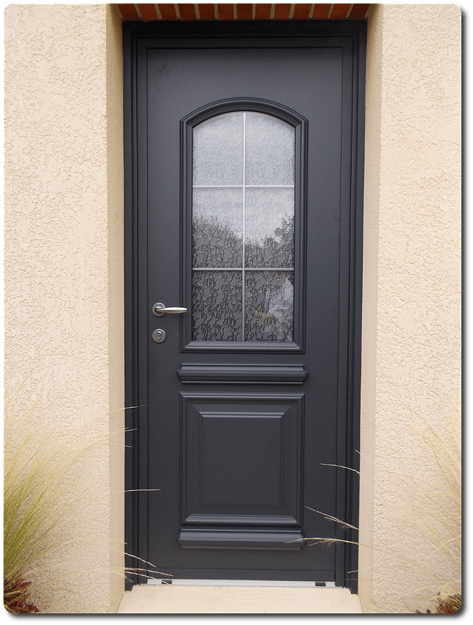 Porte d'entrée noire