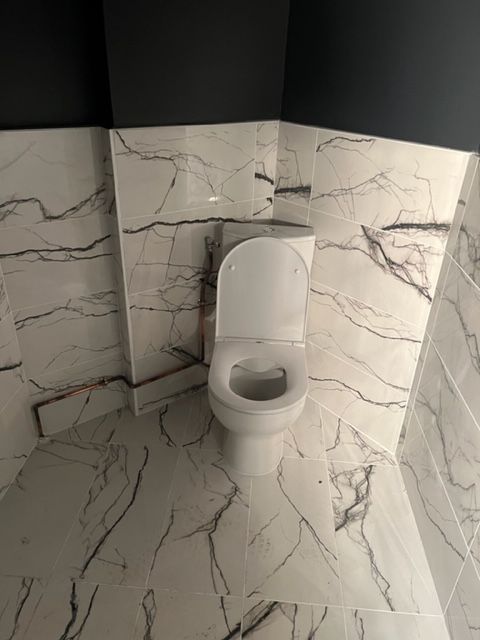 Pose de carrelage et de WC