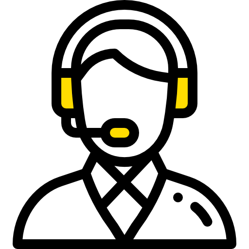 Ein Mann in Anzug und Krawatte trägt ein Headset.