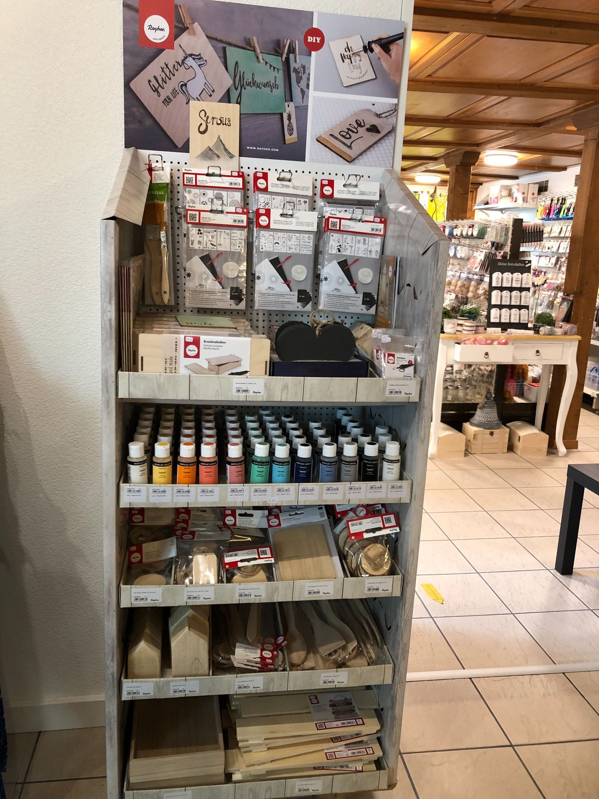 Bastelladen DIY Basteln Deko Material Holz Papier Küssnacht