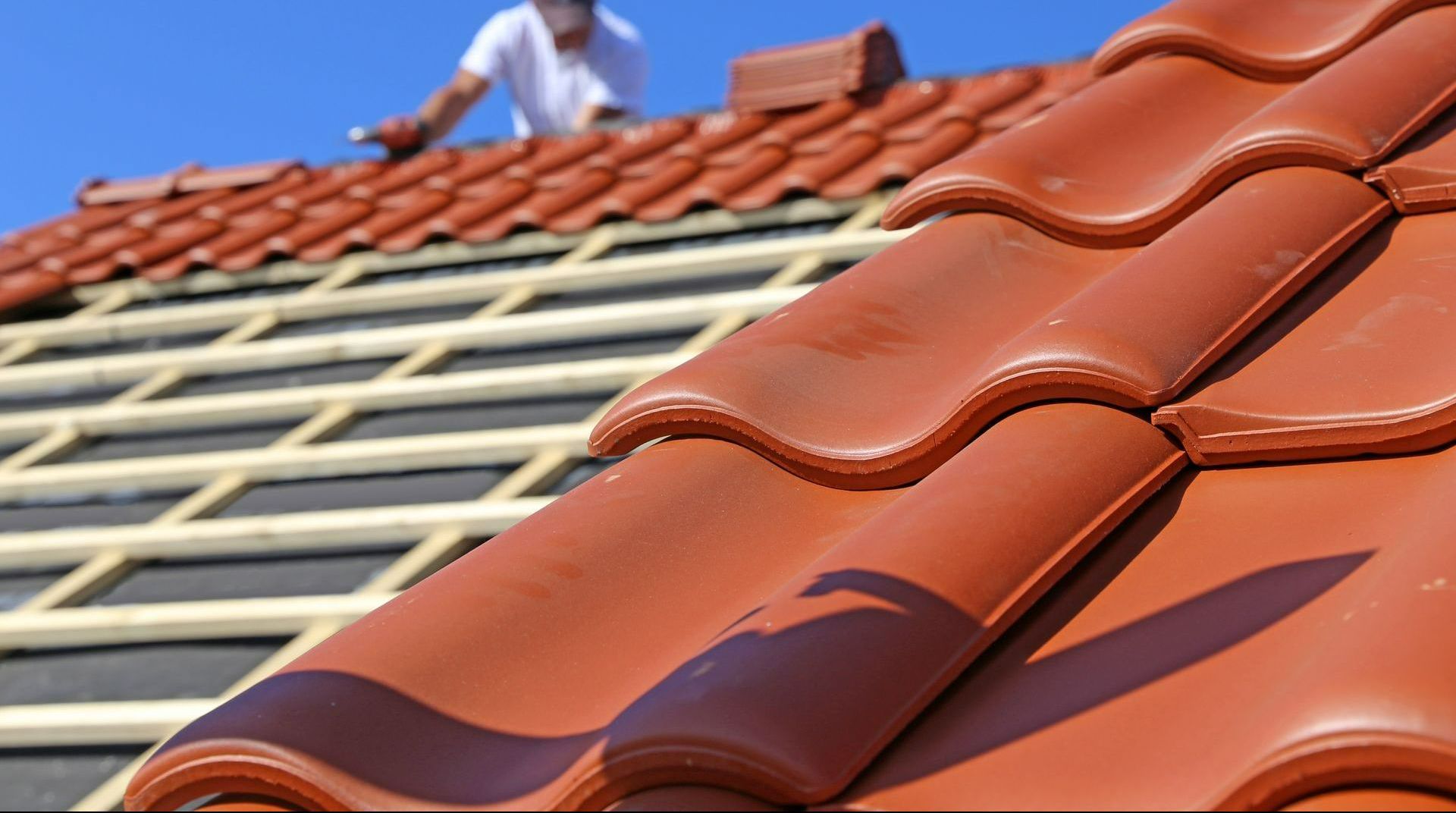 Pose de tuiles classiques orange