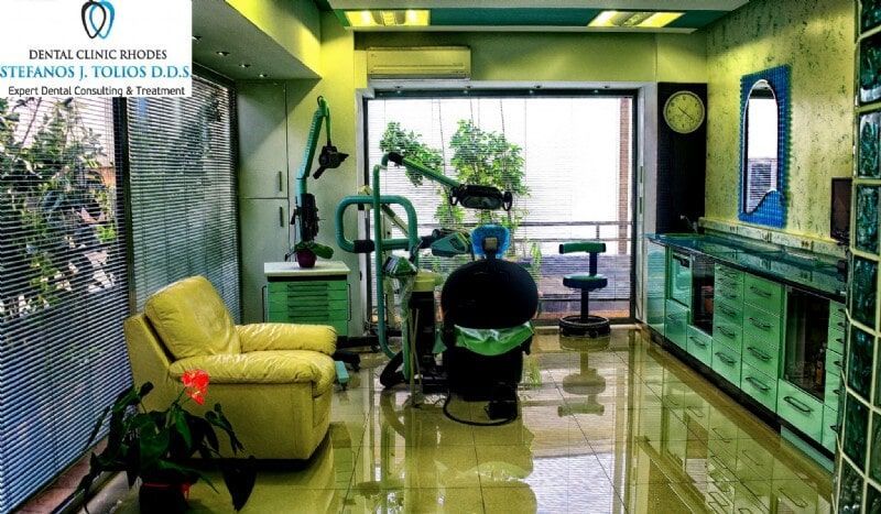 DENTAL CLINIC RHODES - ΣΤΕΦΑΝΟΣ ΤΟΛΙΟΣ