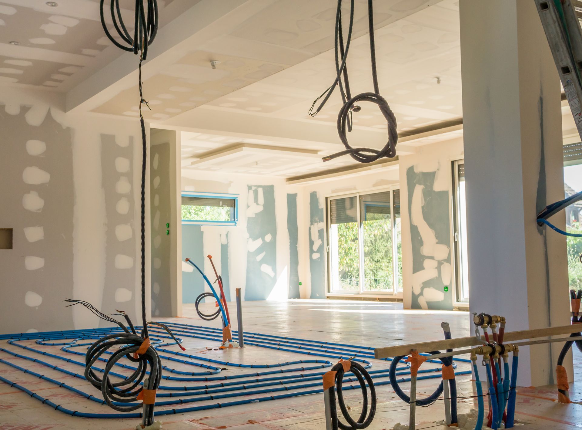 Architectes et ingénieurs civils sur le chantier.