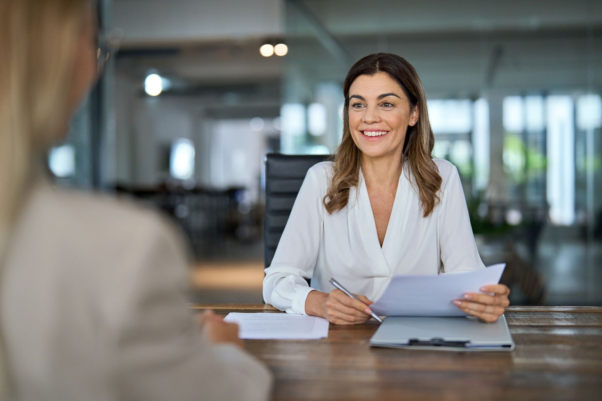 Entretien entre deux femmes